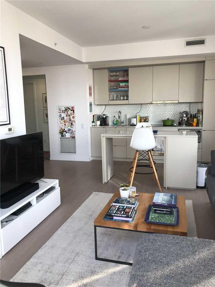 









101


Peter

Street, 2503,
Toronto,




ON
M5V 0G6

