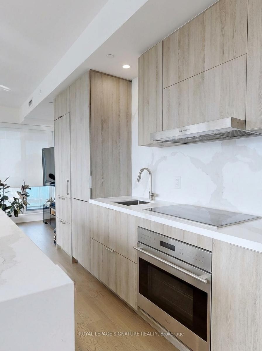 









1


Bloor

Street East, 4406,
Toronto,




ON
M4W 0A8

