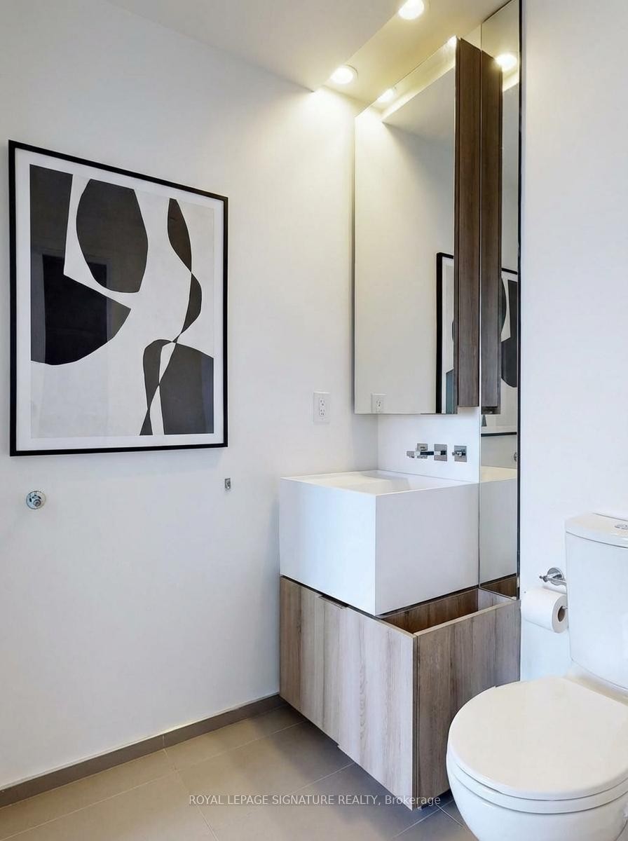 









1


Bloor

Street East, 4406,
Toronto,




ON
M4W 0A8

