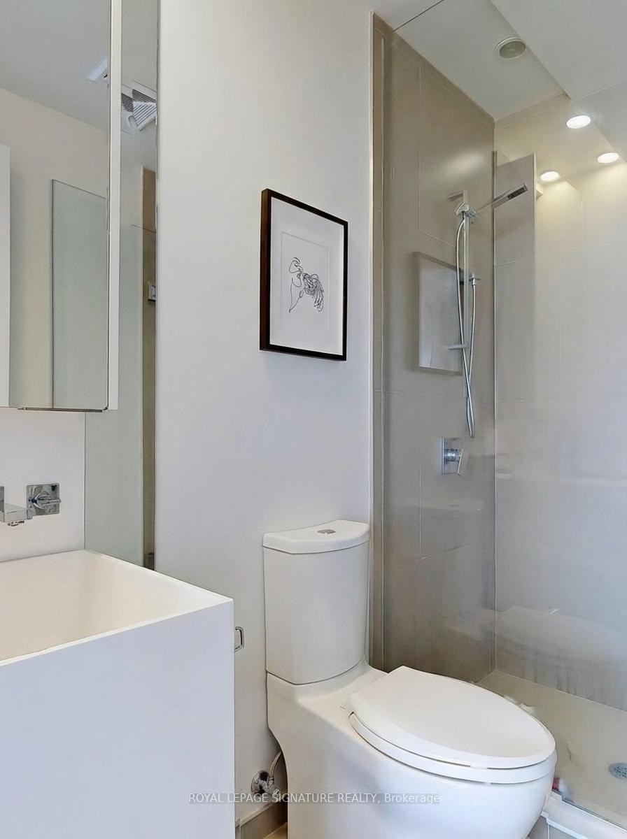 









1


Bloor

Street East, 4406,
Toronto,




ON
M4W 0A8

