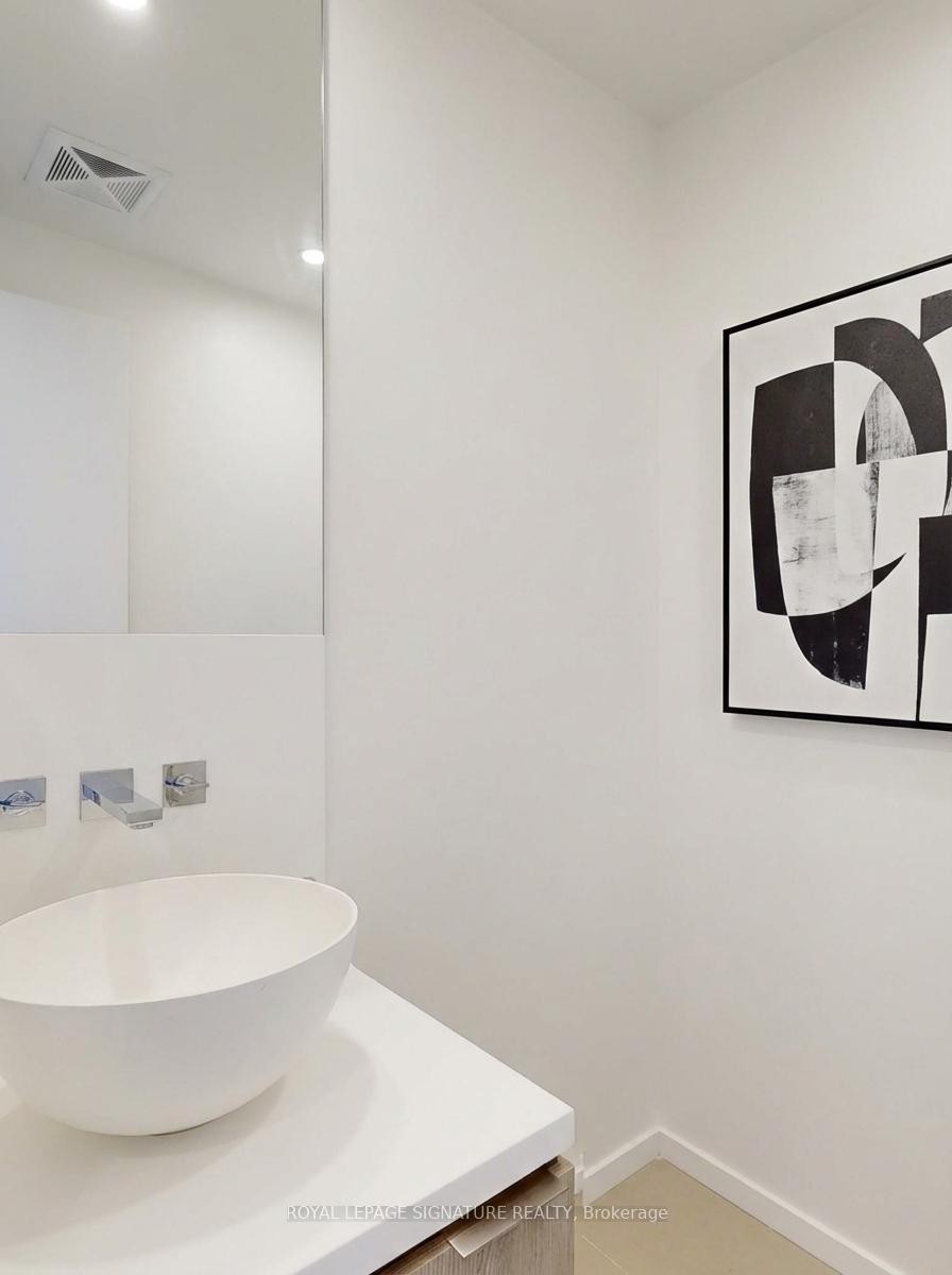 









1


Bloor

Street East, 4406,
Toronto,




ON
M4W 0A8

