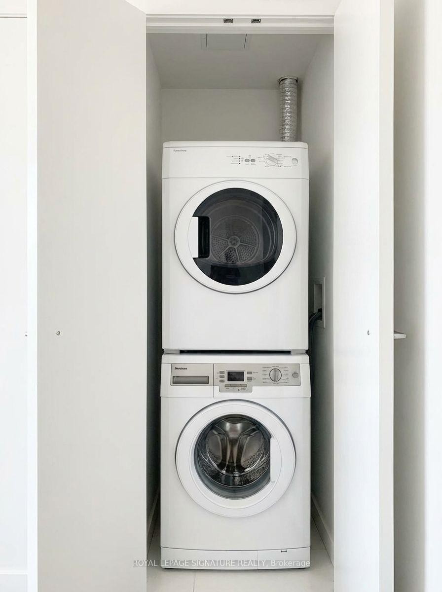 









1


Bloor

Street East, 4406,
Toronto,




ON
M4W 0A8

