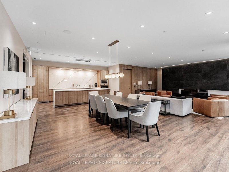 









21


Park

Street East, 102,
Mississauga,




ON
L5G 0C2

