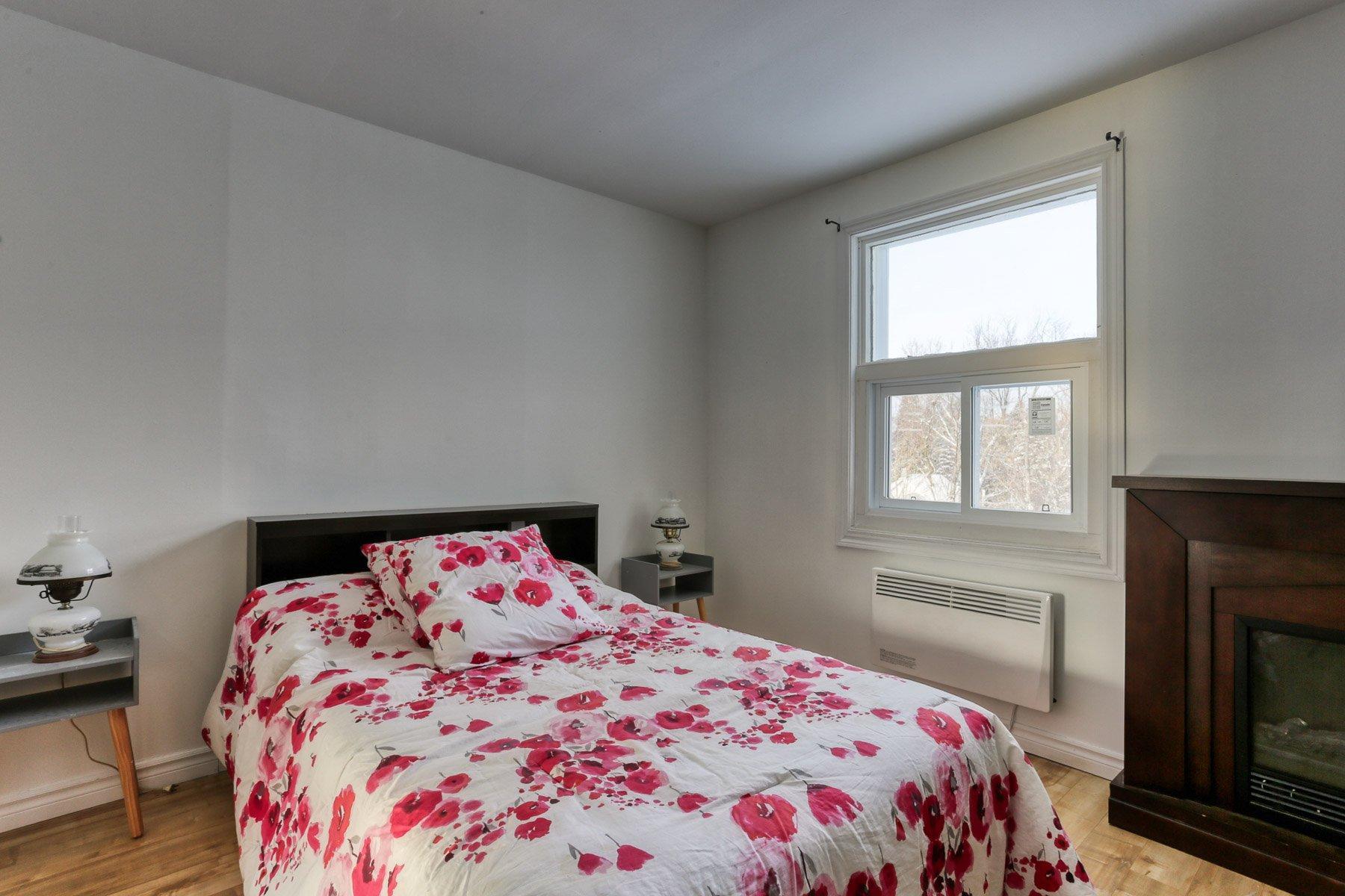 









578


8e Avenue

,
Shawinigan,




QC
G9T1X8

