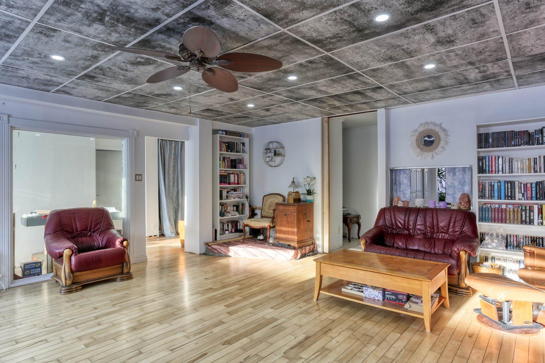 









578


8e Avenue

,
Shawinigan,




QC
G9T1X8

