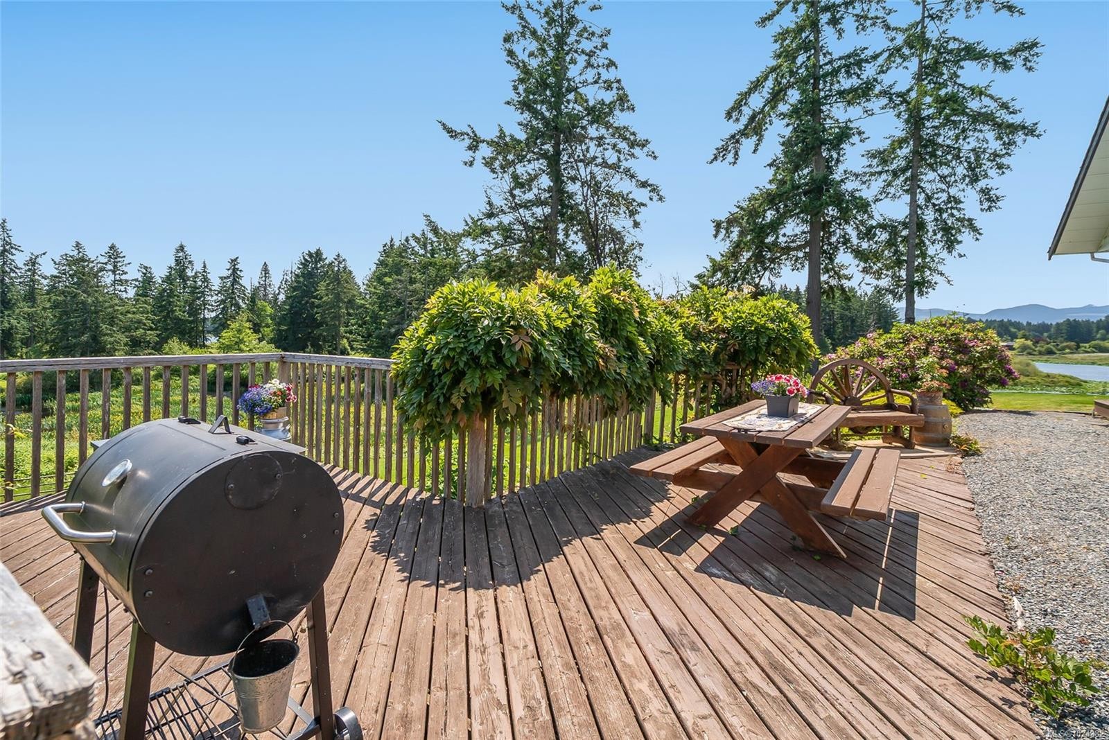 









2551


Braun

Rd,
Nanaimo,




BC
V9X 1W5

