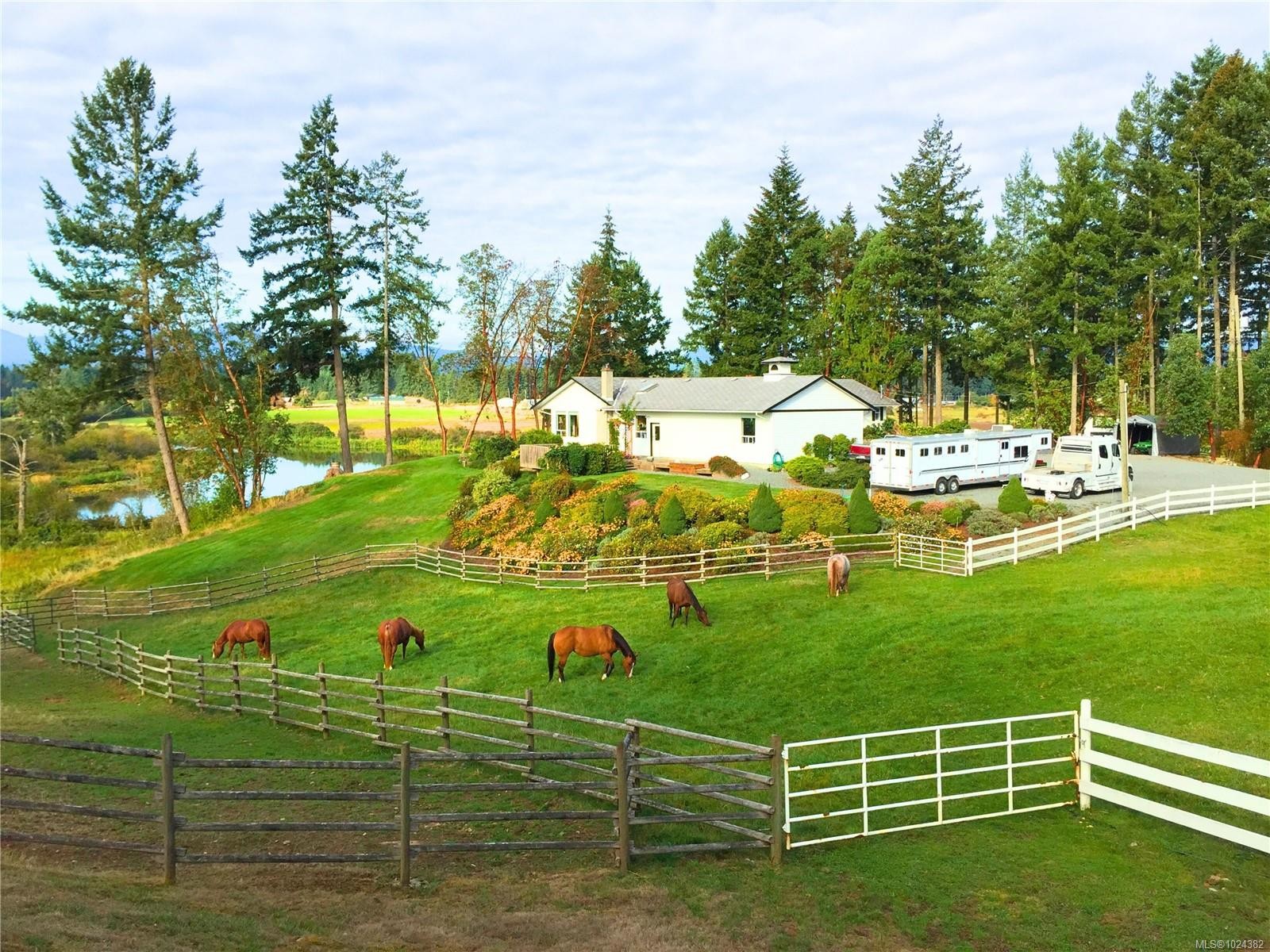 









2551


Braun

Rd,
Nanaimo,




BC
V9X 1W5

