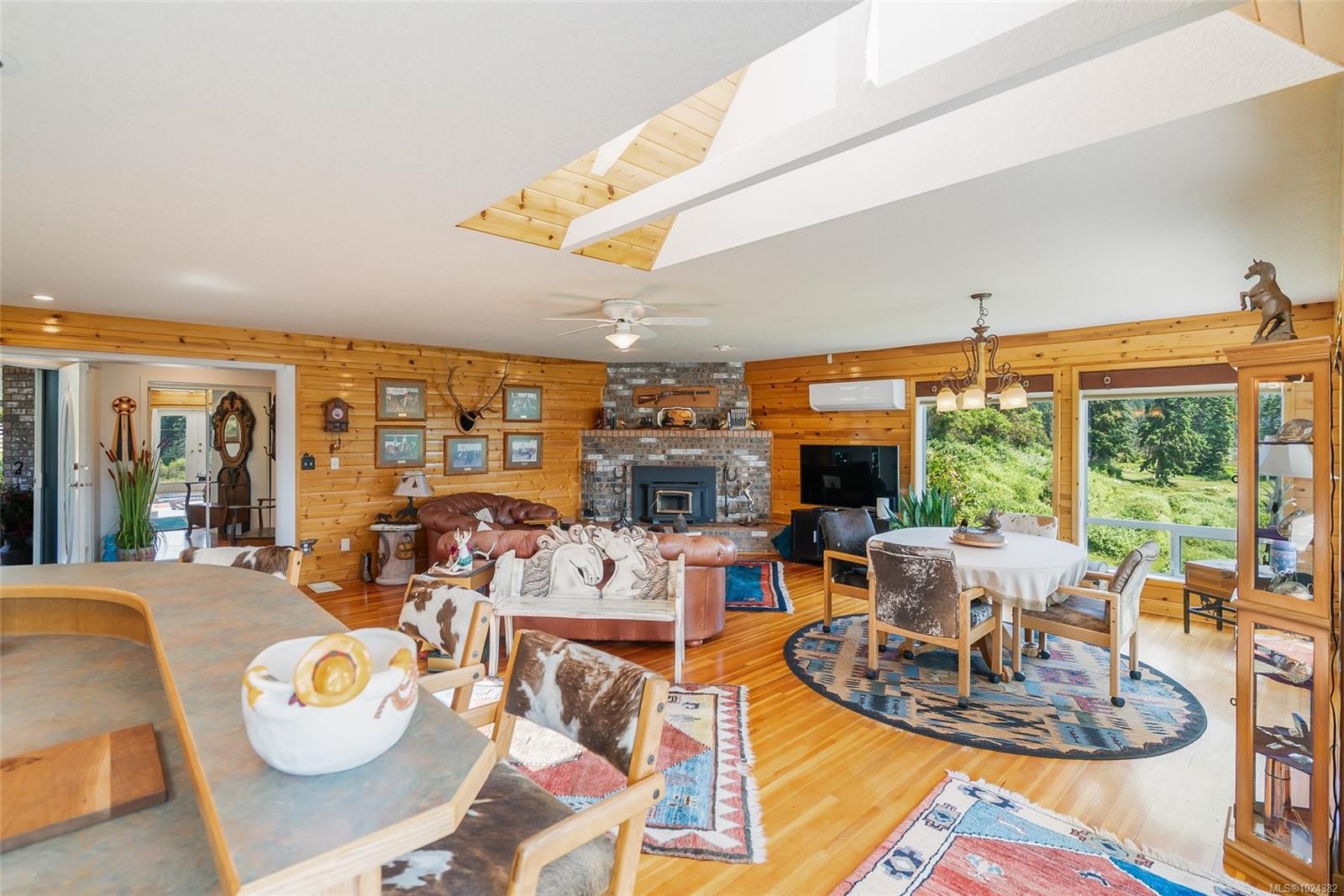 









2551


Braun

Rd,
Nanaimo,




BC
V9X 1W5

