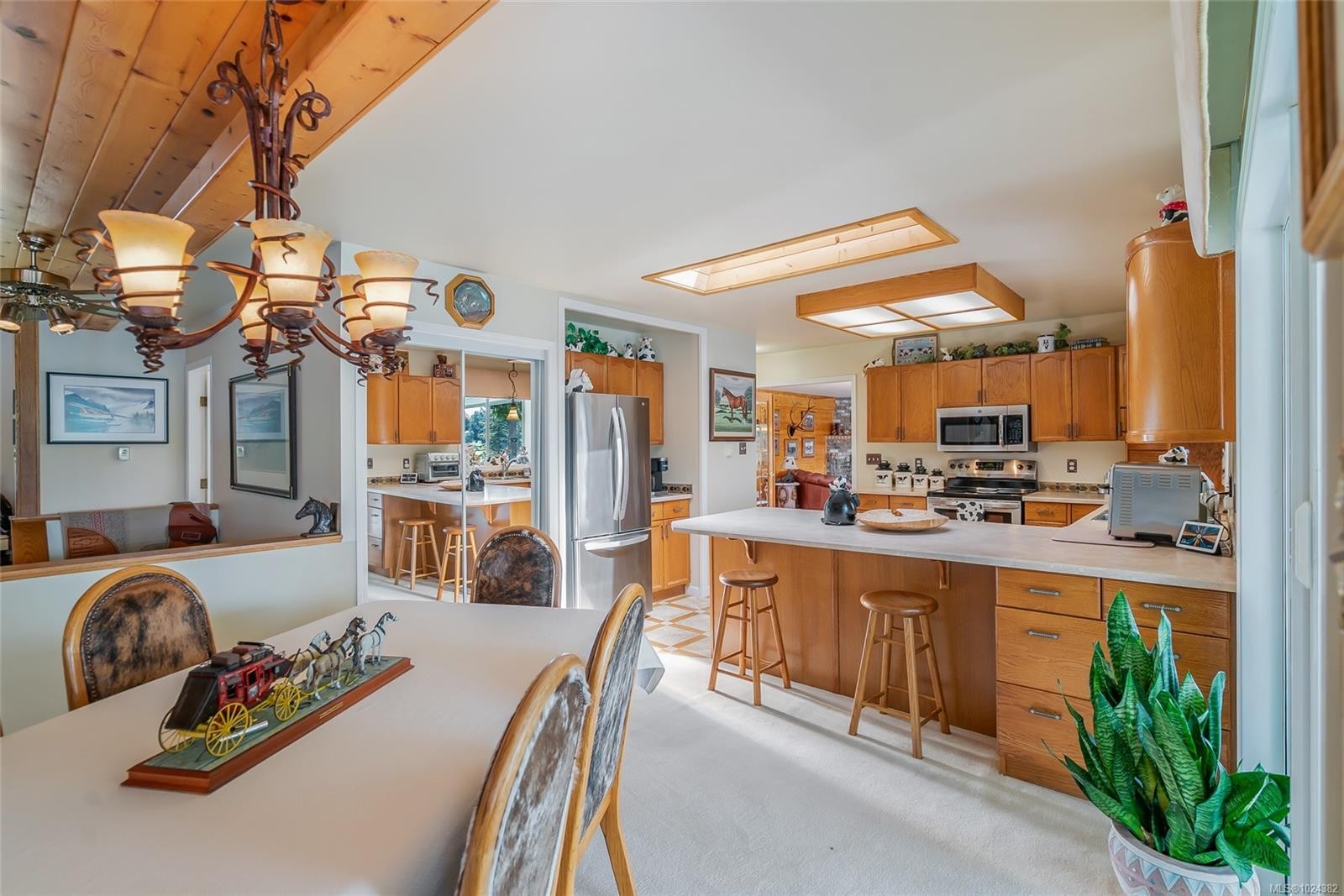 









2551


Braun

Rd,
Nanaimo,




BC
V9X 1W5

