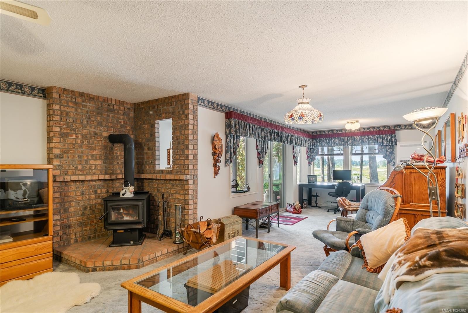 









2551


Braun

Rd,
Nanaimo,




BC
V9X 1W5

