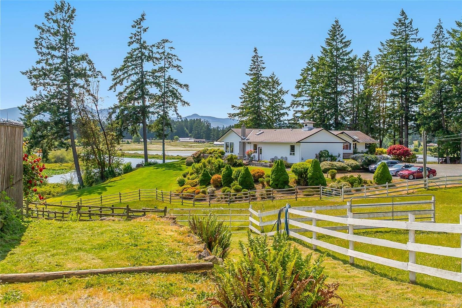 









2551


Braun

Rd,
Nanaimo,




BC
V9X 1W5

