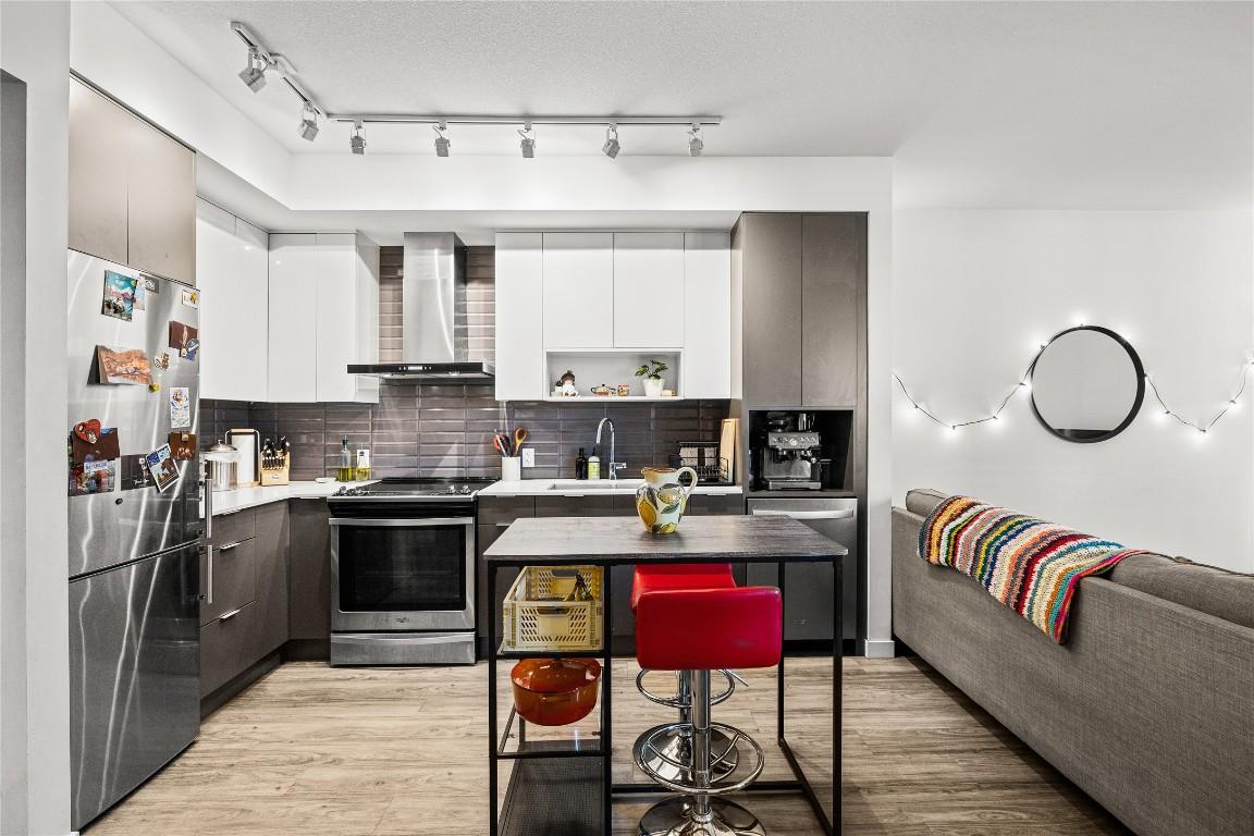 









1775


Chapman

Place, 116,
Kelowna,




BC
V1Y 0G3

