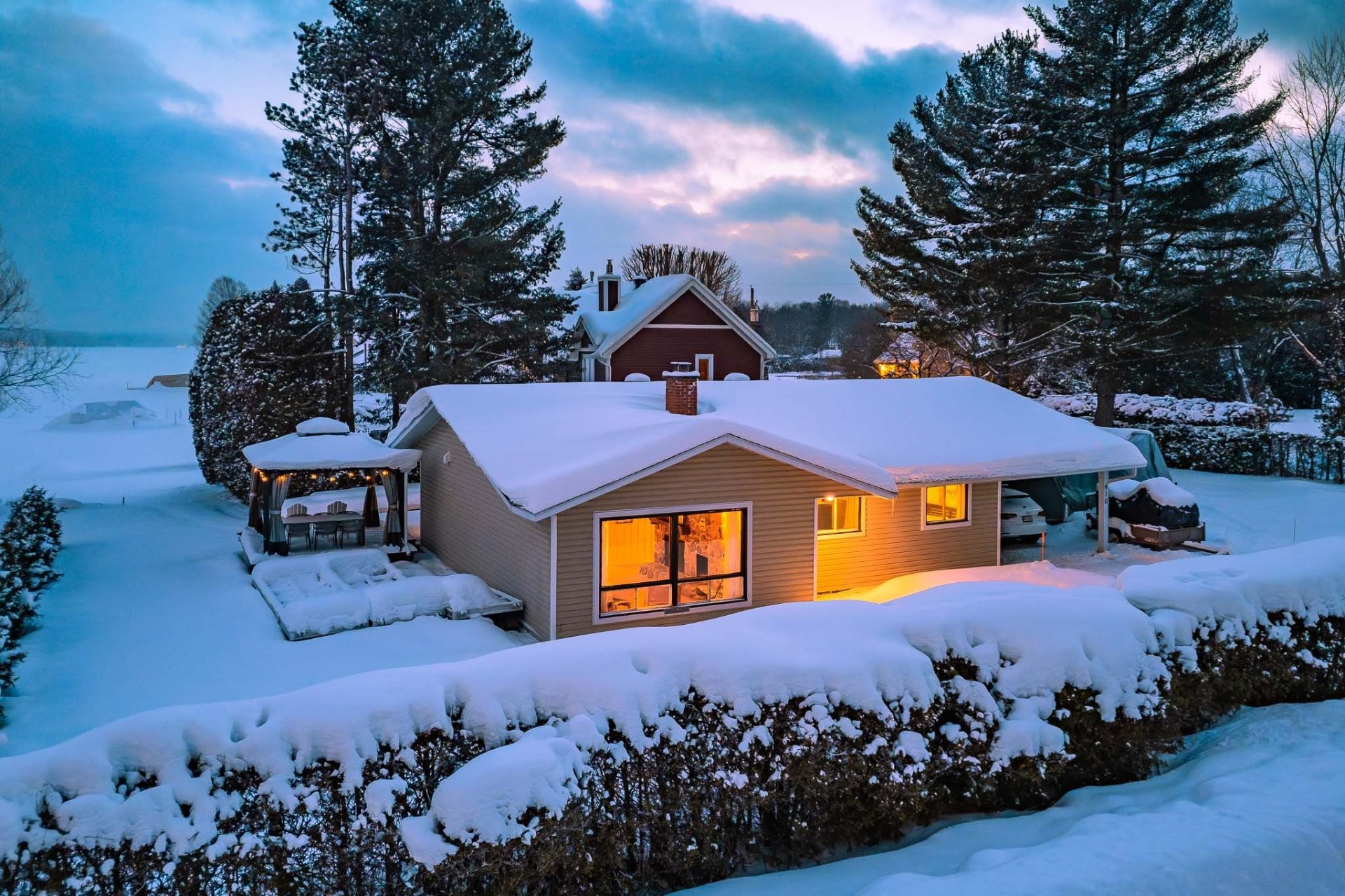 









410


Av. des Aunes

,
Magog,




QC
J1X5V7

