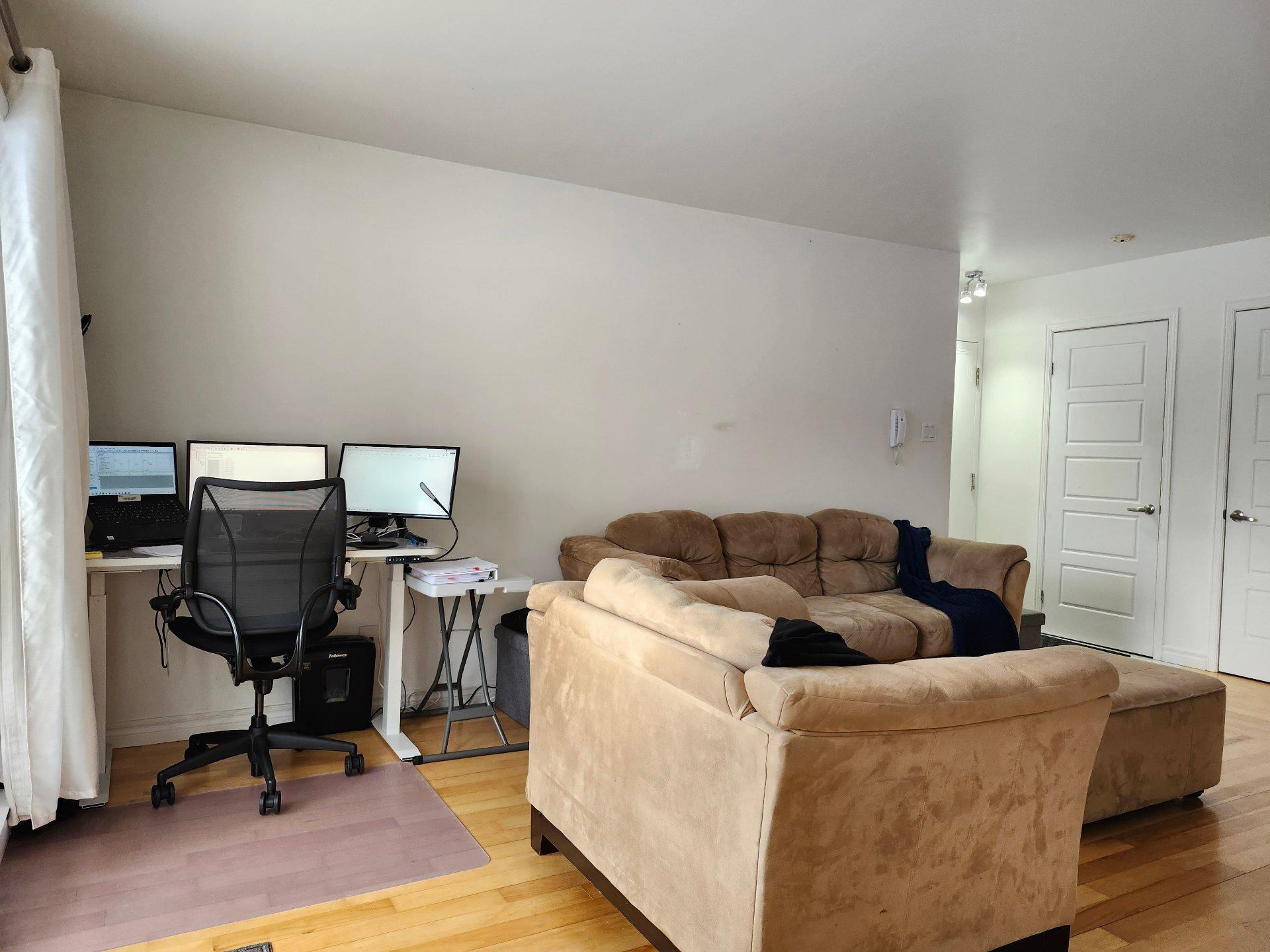 









2355


Rue Henri-Cyr

, 102,
Longueuil (Saint-Hubert),




QC
J3Y8J3

