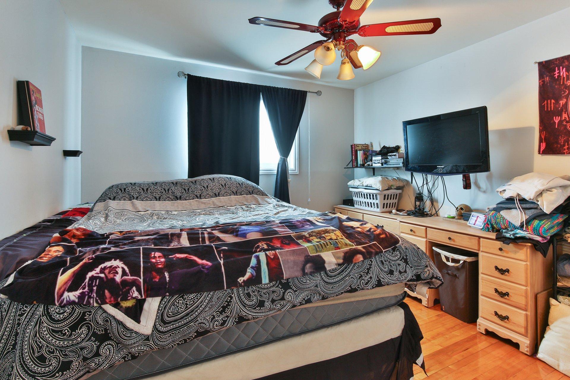 









196


Rue Cardinal

,
Saint-Jean-sur-Richelieu,




QC
J3B4A6

