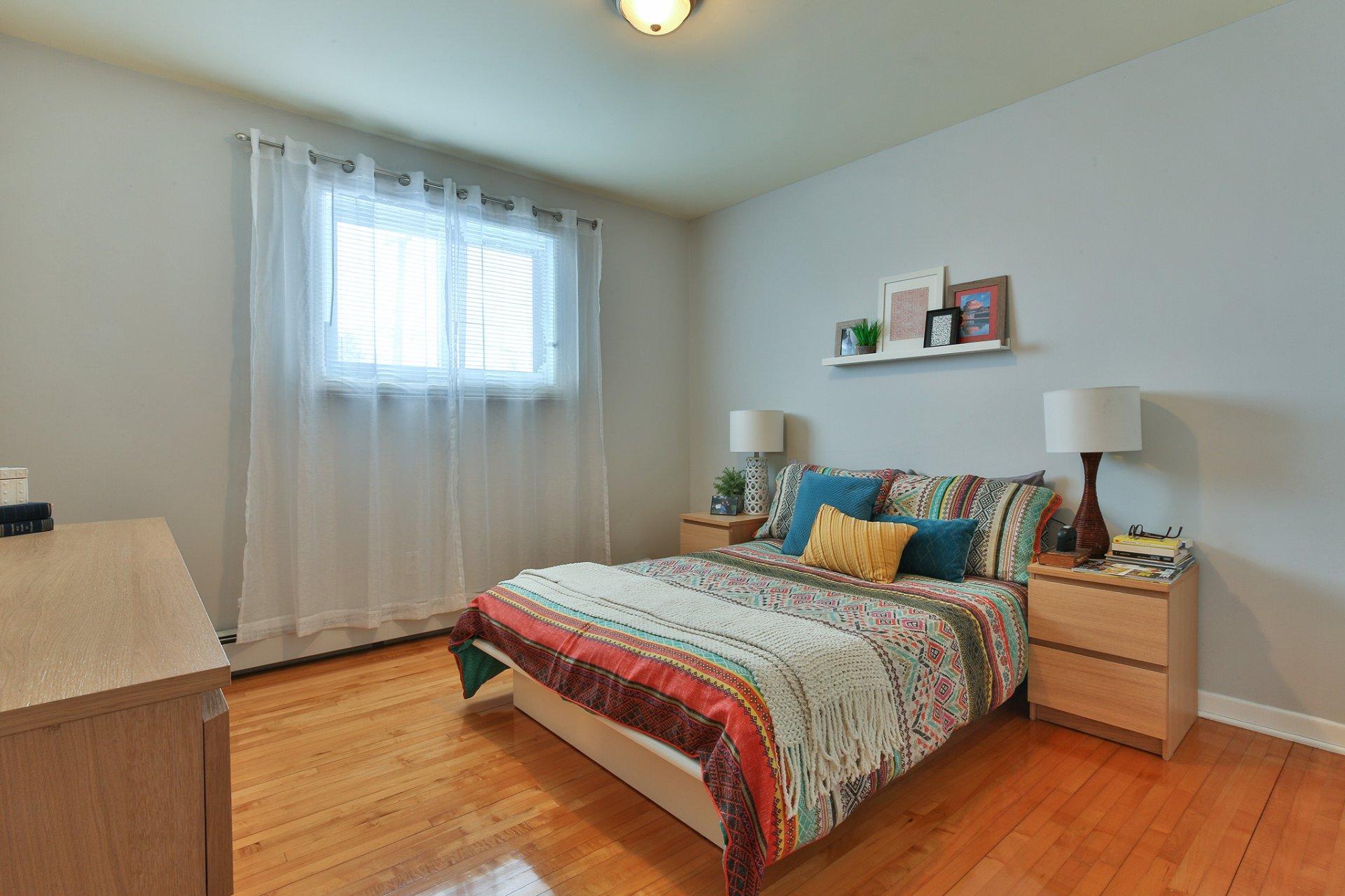 









196


Rue Cardinal

,
Saint-Jean-sur-Richelieu,




QC
J3B4A6

