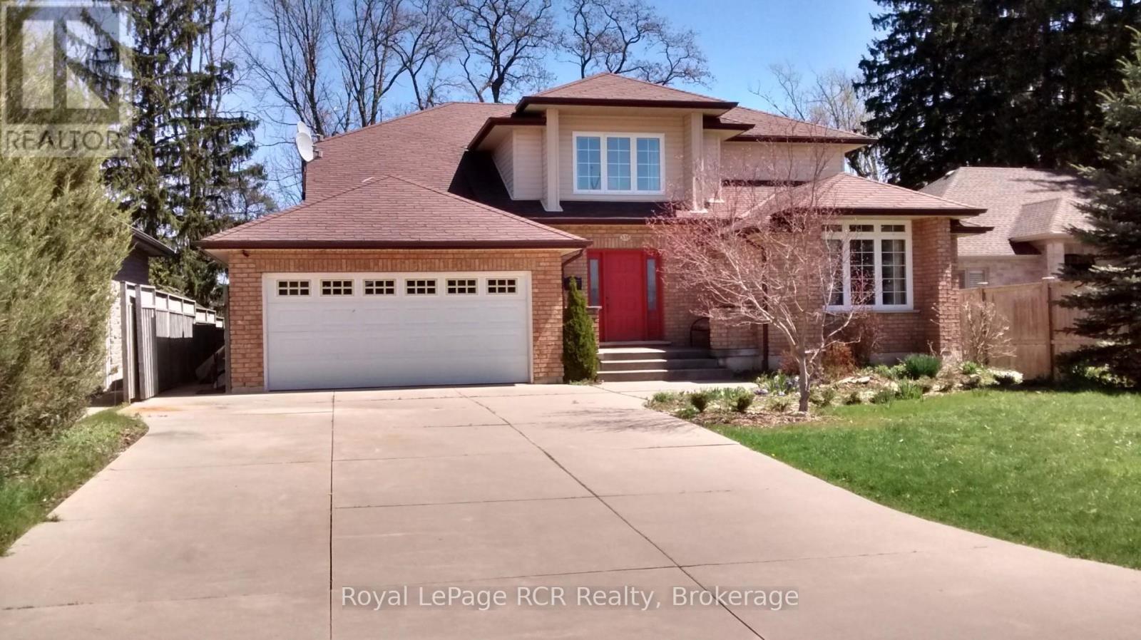 












335 3RD AVENUE W

,
Owen Sound,




Ontario
N4K6Y9

