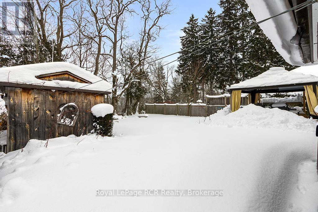 












335 3RD AVENUE W

,
Owen Sound,




Ontario
N4K6Y9

