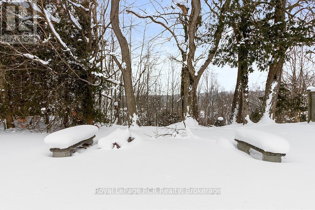 












335 3RD AVENUE W

,
Owen Sound,




Ontario
N4K6Y9

