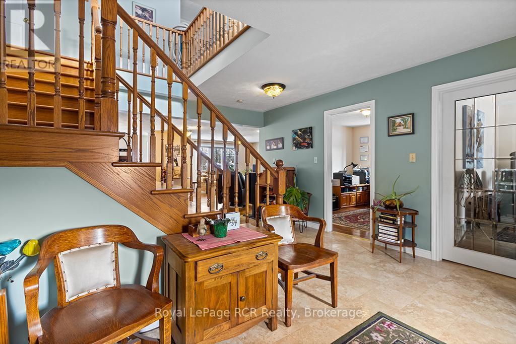 












335 3RD AVENUE W

,
Owen Sound,




Ontario
N4K6Y9

