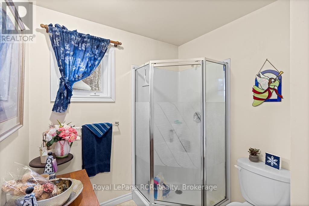 












335 3RD AVENUE W

,
Owen Sound,




Ontario
N4K6Y9

