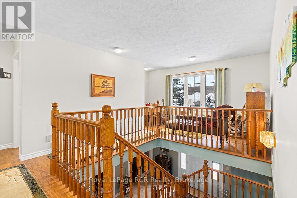 












335 3RD AVENUE W

,
Owen Sound,




Ontario
N4K6Y9

