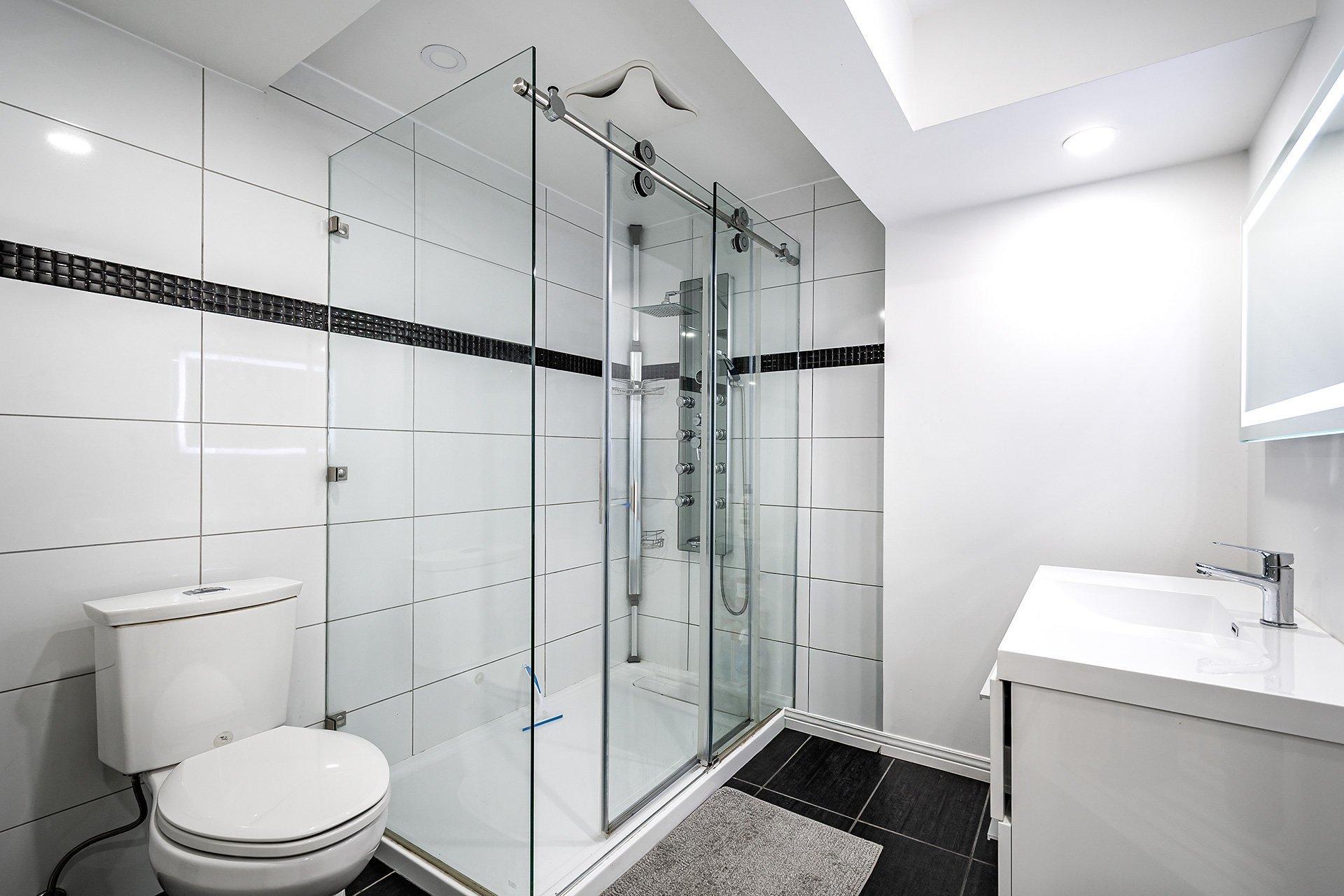 









24


Rue du Syrah

,
Kirkland,




QC
H9H0B1

