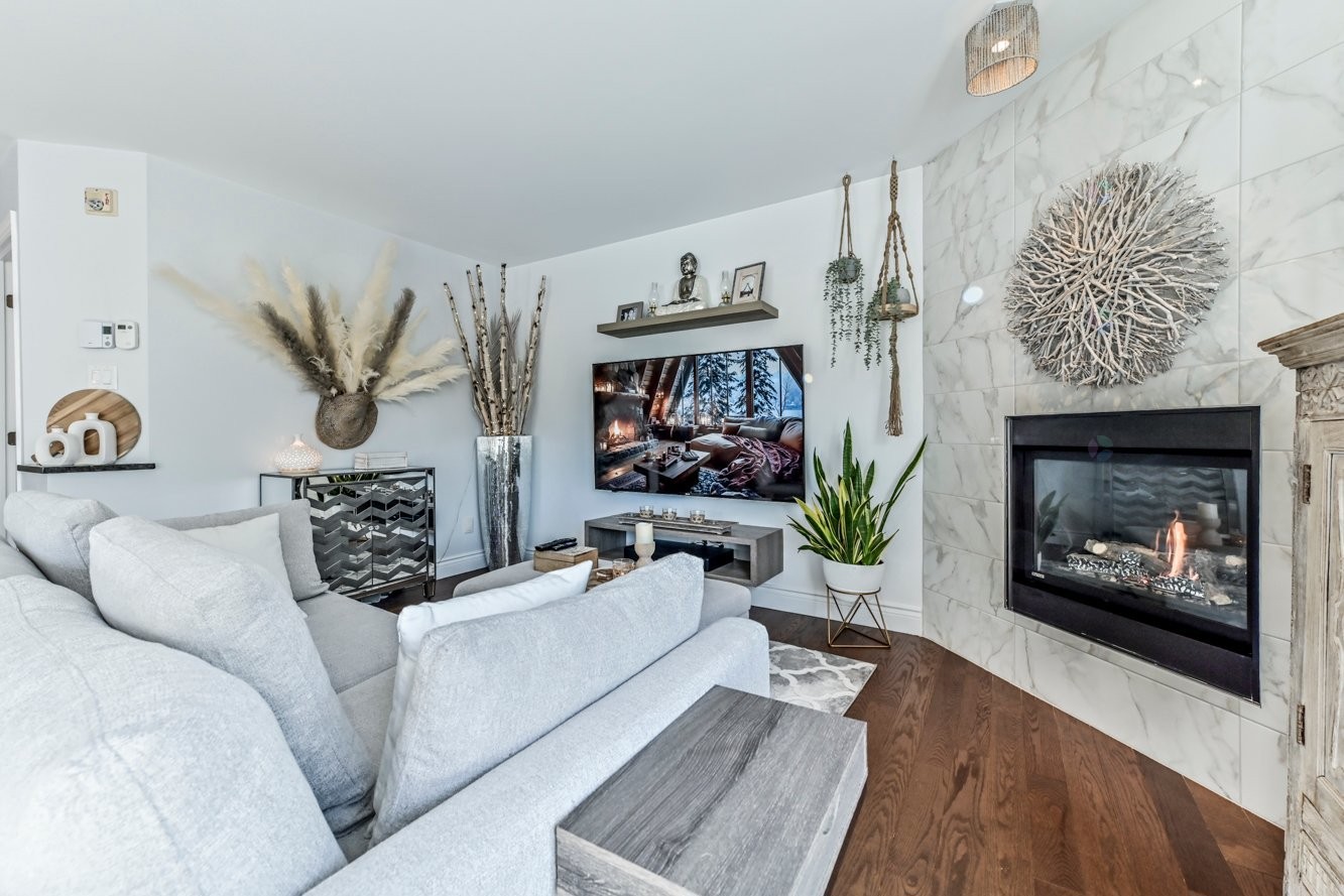 









750


Rue des Sureaux

, 4,
Boucherville,




QC
J4B0C8

