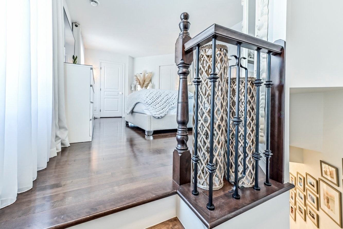 









750


Rue des Sureaux

, 4,
Boucherville,




QC
J4B0C8

