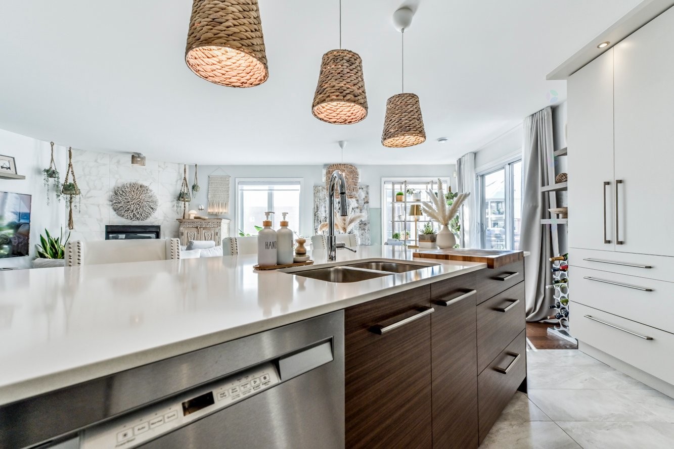 









750


Rue des Sureaux

, 4,
Boucherville,




QC
J4B0C8

