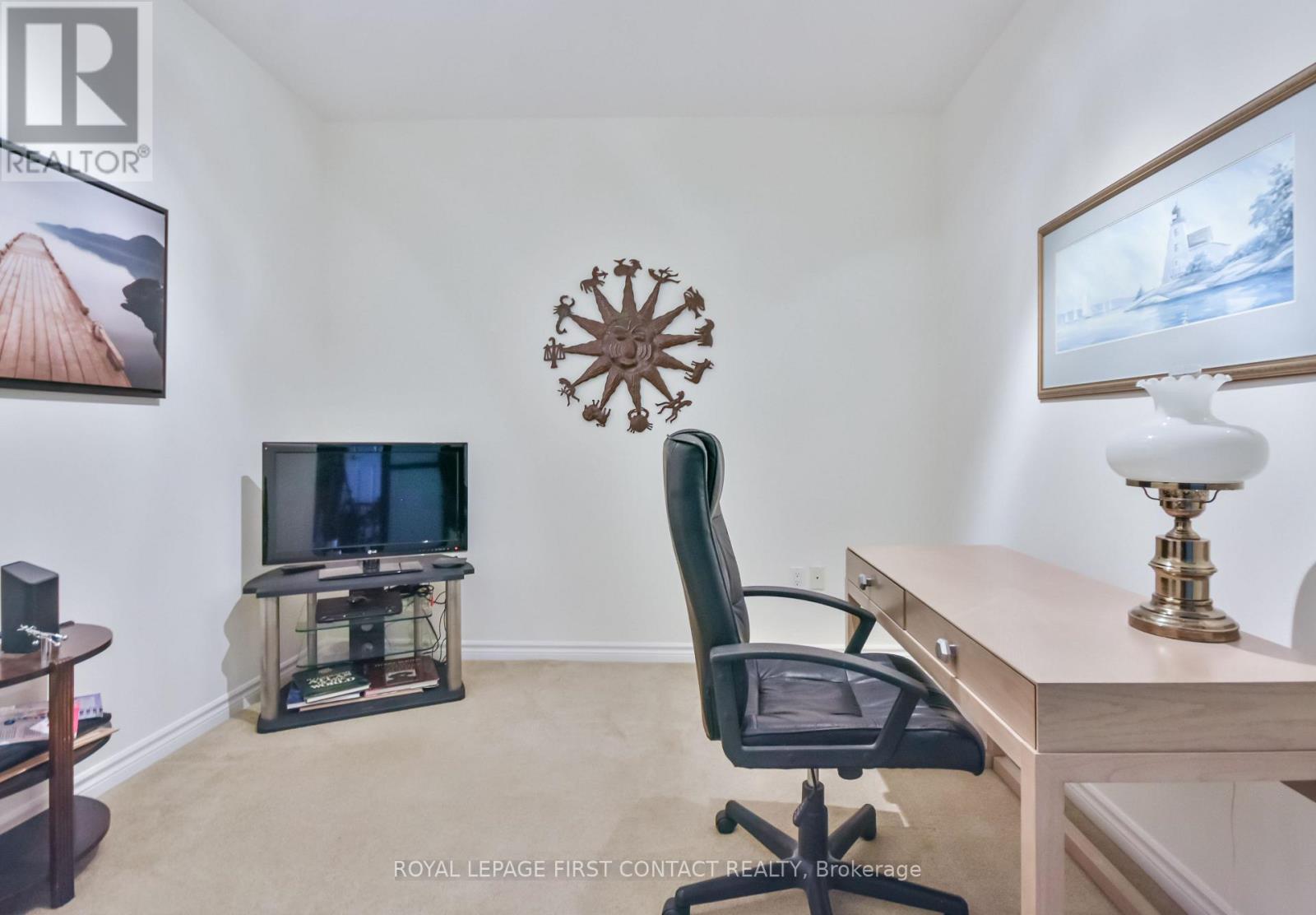 












509 - 6 TORONTO STREET

,
Barrie,




Ontario
L4N9R2

