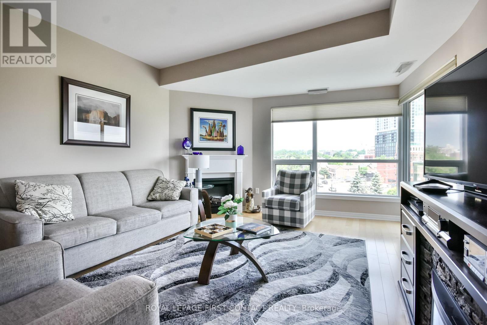 












509 - 6 TORONTO STREET

,
Barrie,




Ontario
L4N9R2

