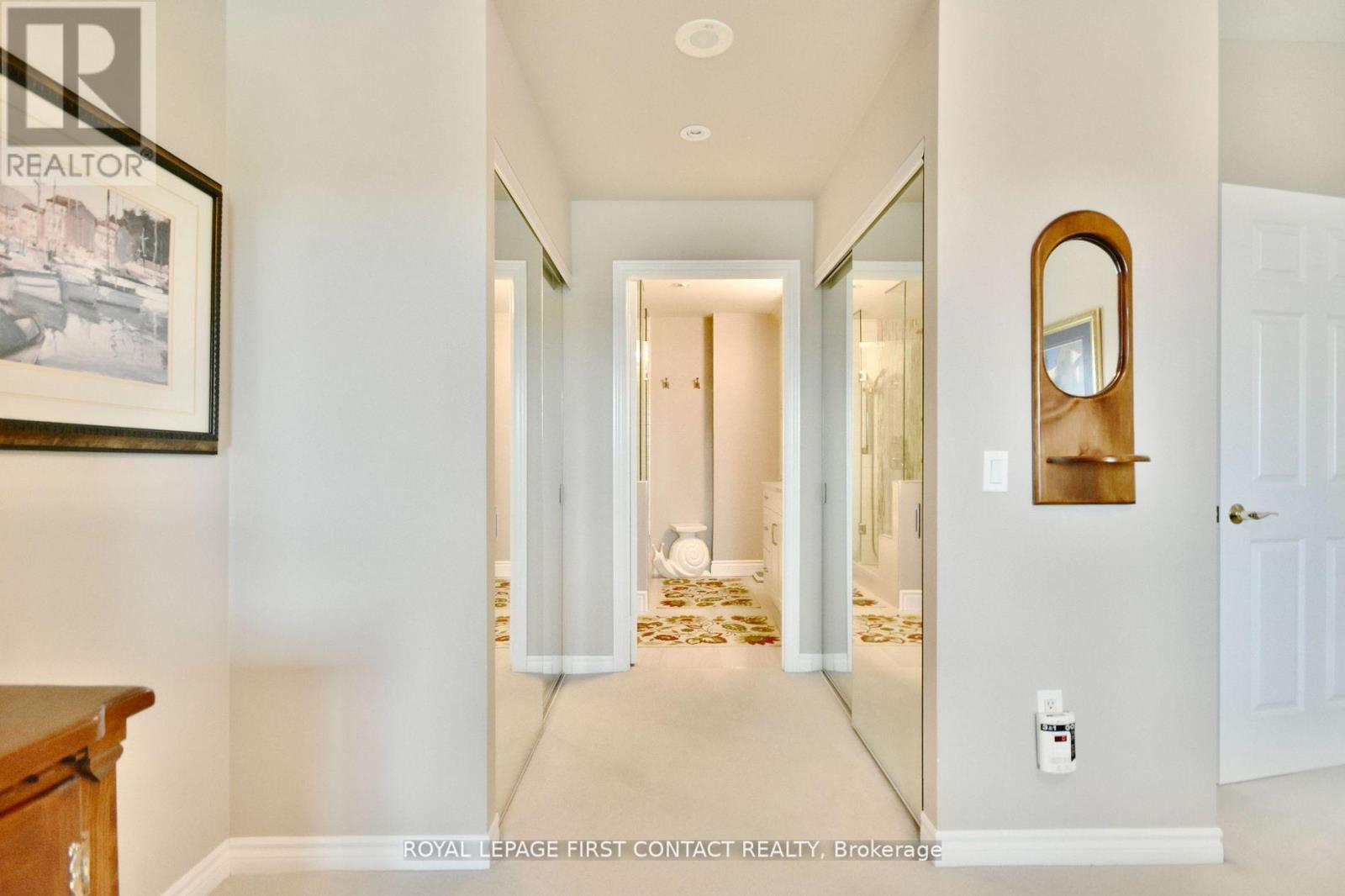 












509 - 6 TORONTO STREET

,
Barrie,




Ontario
L4N9R2

