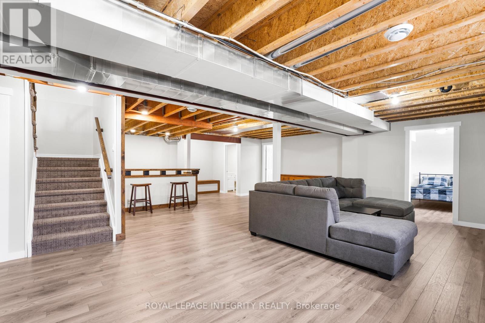 












251 RUE DES VIOLETTES STREET

,
Clarence-Rockland,




Ontario
K0A2A0

