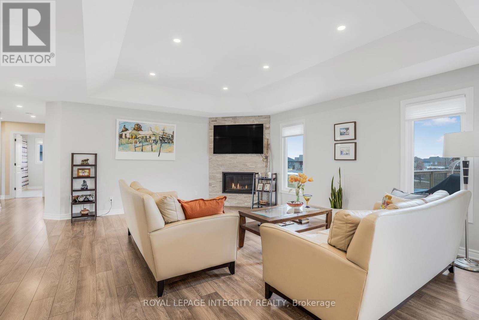 












251 RUE DES VIOLETTES STREET

,
Clarence-Rockland,




Ontario
K0A2A0

