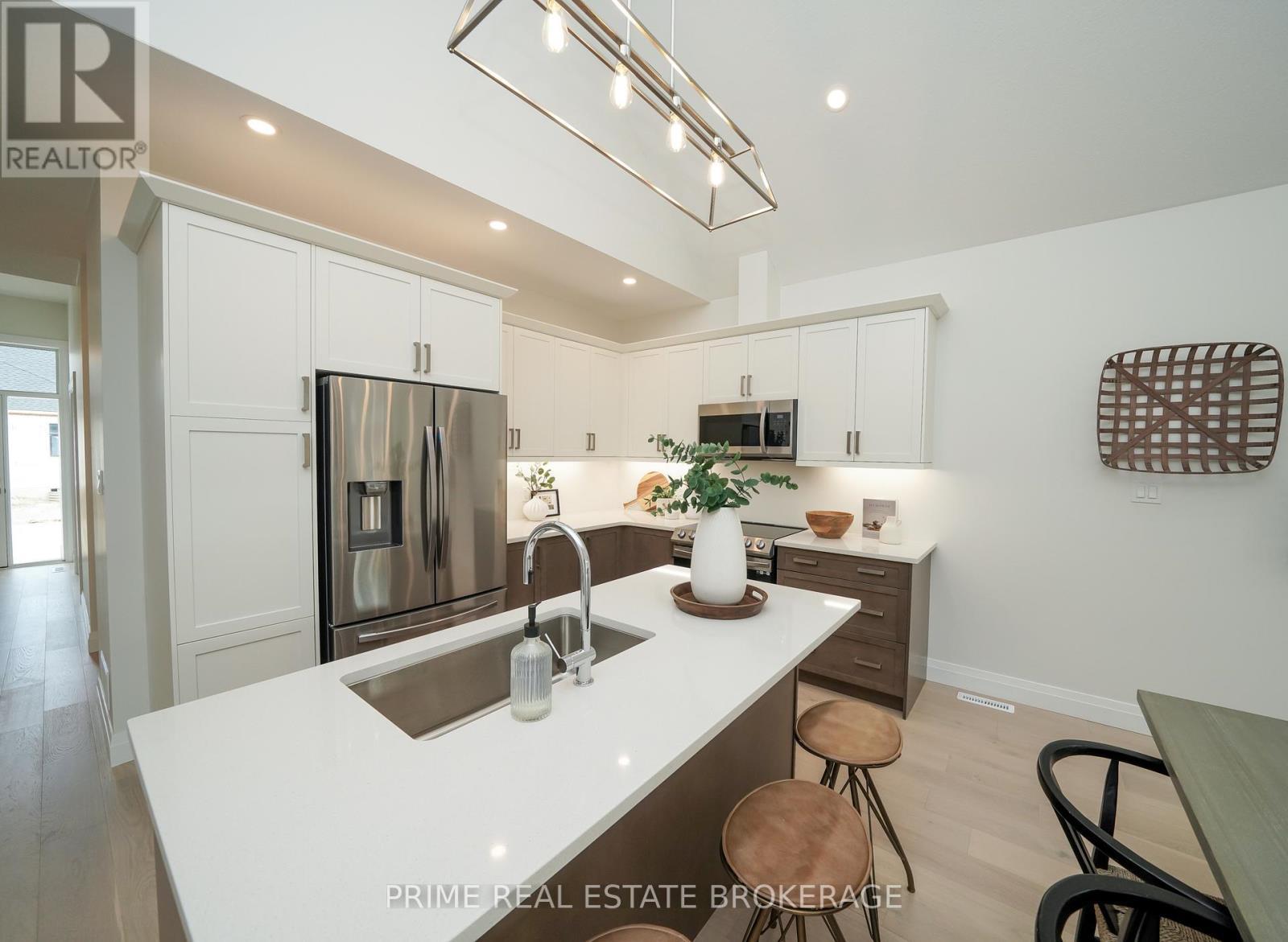 












23 - 62 COMPASS TRAIL

,
Central Elgin,







Ontario
N5L0B4

