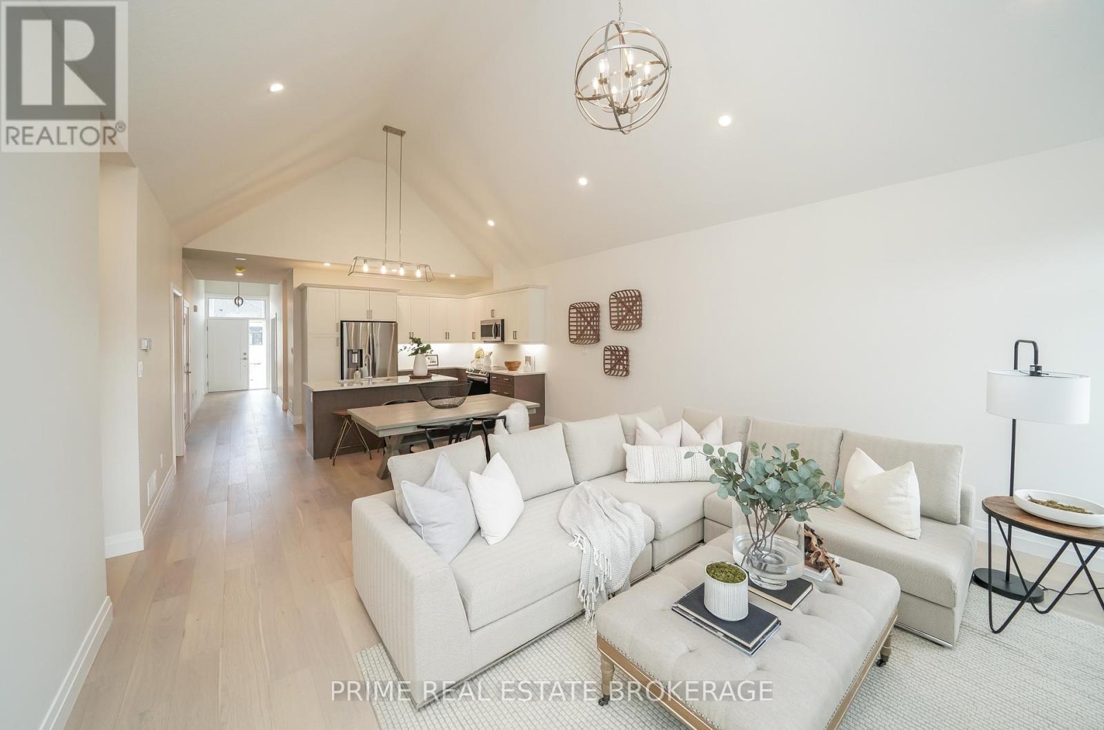 












23 - 62 COMPASS TRAIL

,
Central Elgin,







Ontario
N5L0B4

