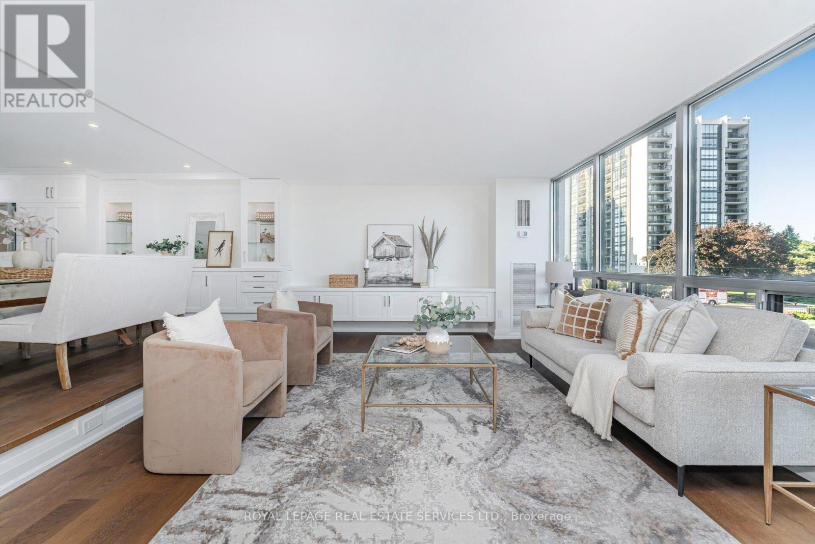 












306 - 2180 MARINE DRIVE

,
Oakville,




Ontario
L6L5V2

