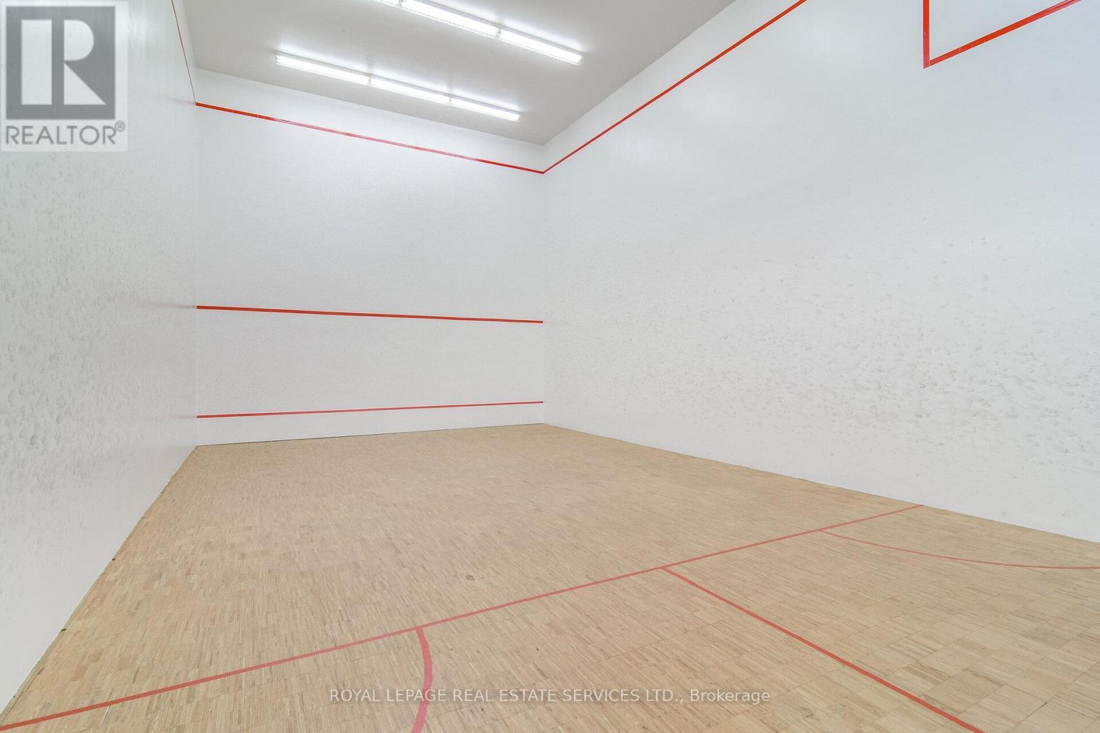 












306 - 2180 MARINE DRIVE

,
Oakville,




Ontario
L6L5V2

