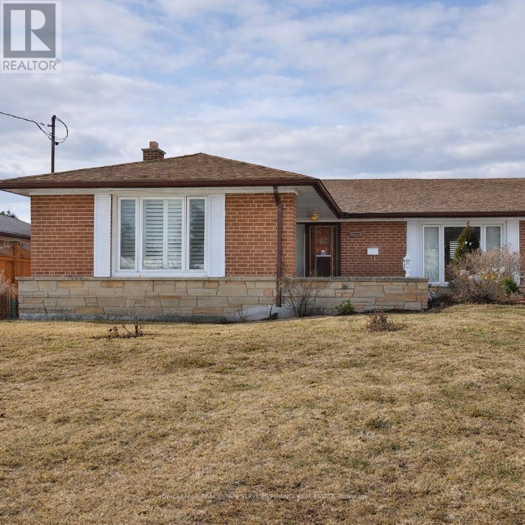 












7 ROSEGLEN CRESCENT

,
Toronto,




Ontario
M3N1G7

