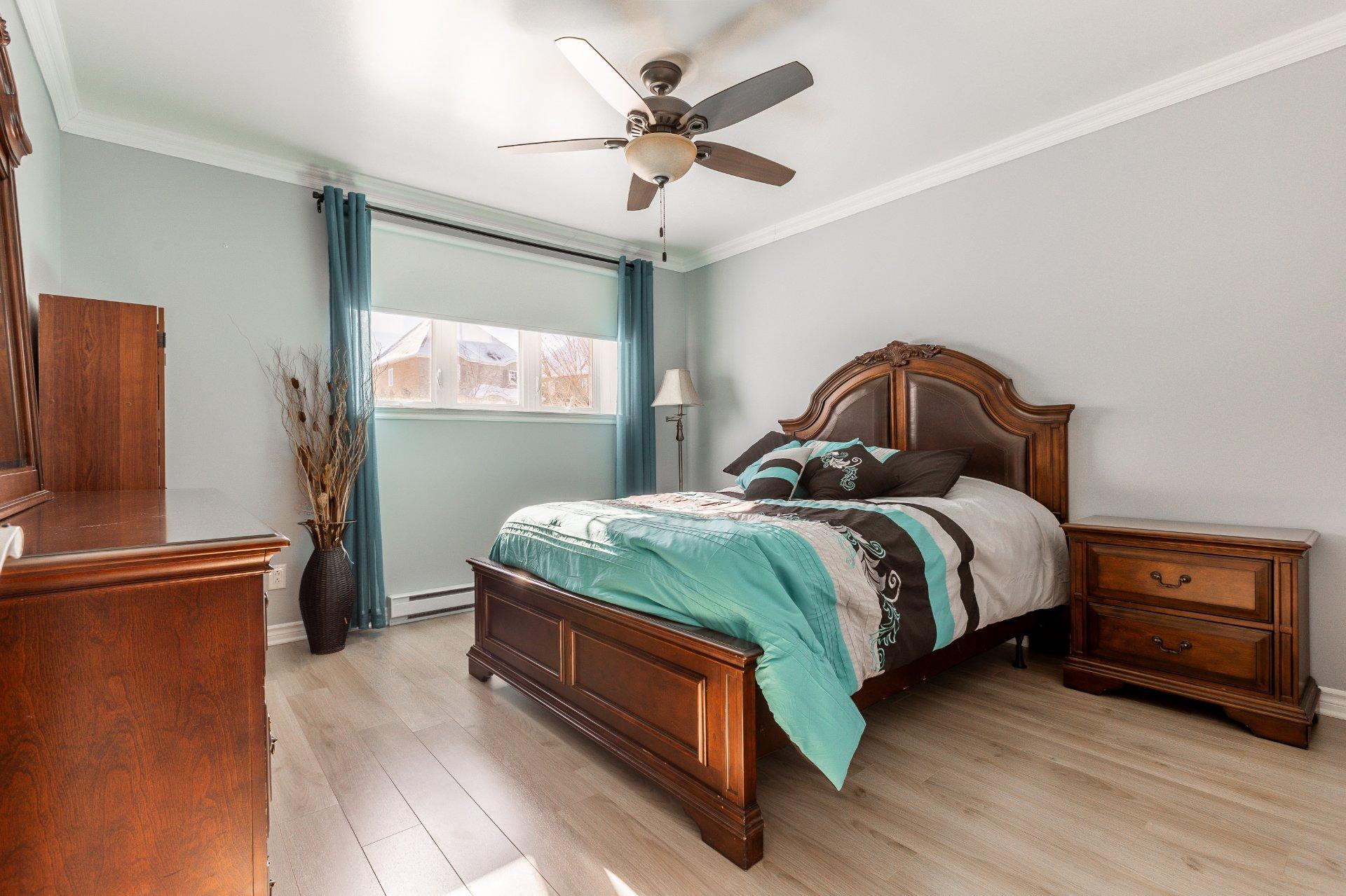 









819


Boul. le Bourg-Neuf

, 101,
Repentigny (Le Gardeur),




QC
J5Z0A3

