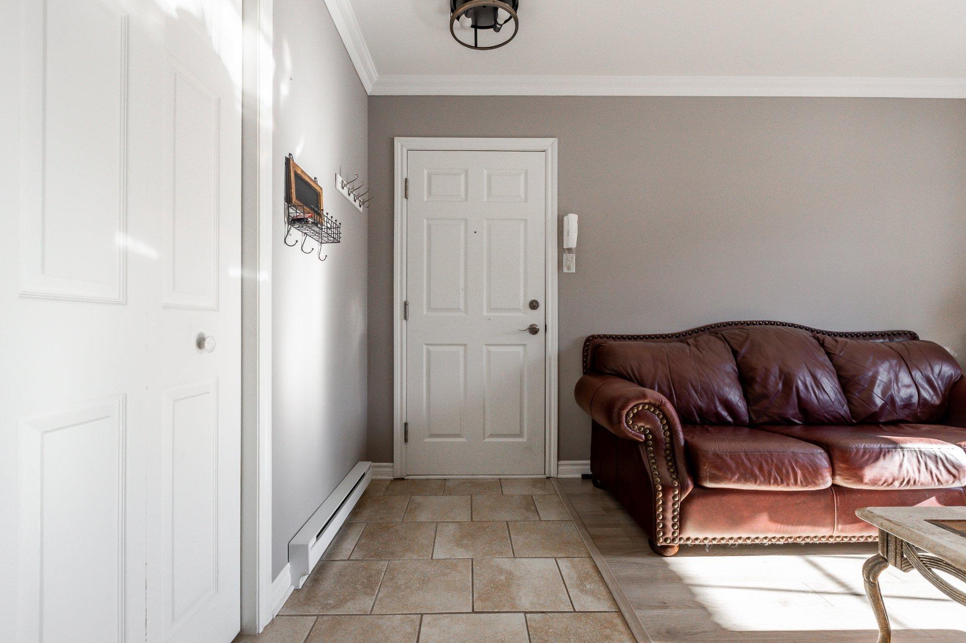 









819


Boul. le Bourg-Neuf

, 101,
Repentigny (Le Gardeur),




QC
J5Z0A3

