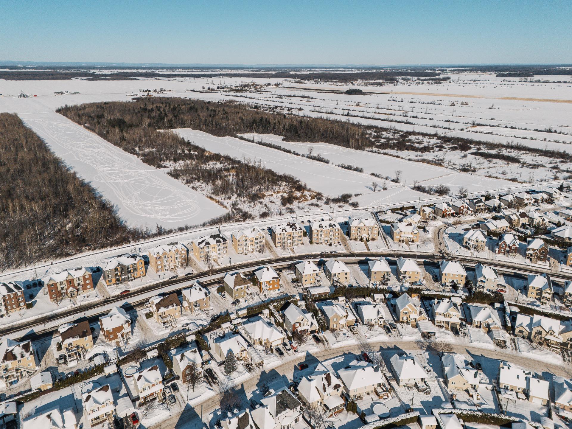 









819


Boul. le Bourg-Neuf

, 101,
Repentigny (Le Gardeur),




QC
J5Z0A3

