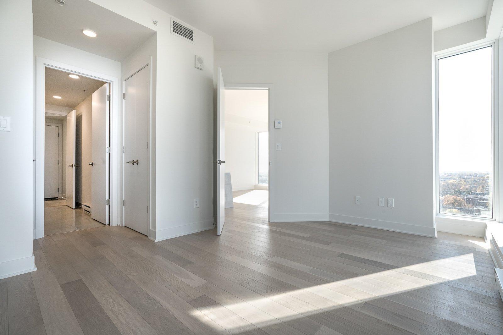 









1288


Rue St-Antoine O.

, 1110,
Montréal (Ville-Marie),




QC
H3C0X6

