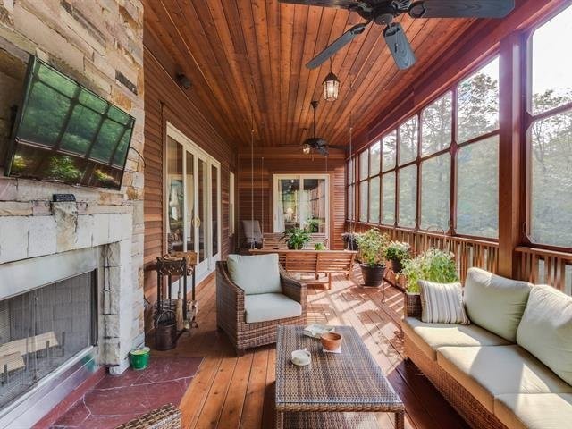 









199


Ch. du Mont-Écho

,
Lac-Brome,




QC
J0E1V0

