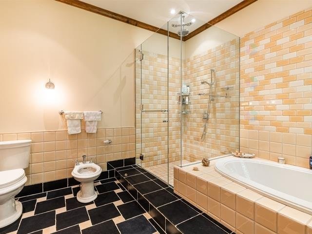 









199


Ch. du Mont-Écho

,
Lac-Brome,




QC
J0E1V0

