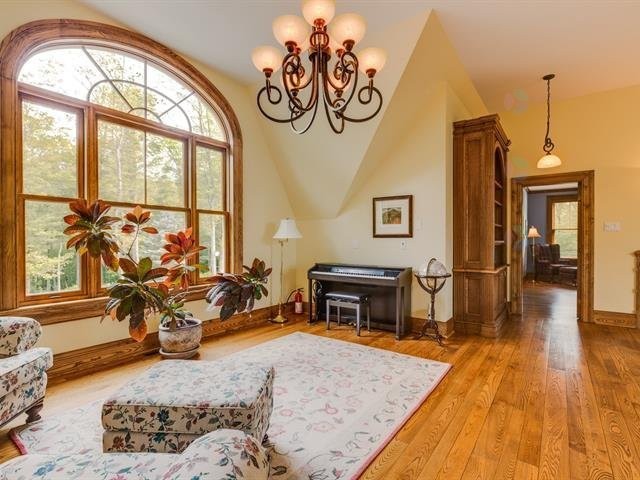 









199


Ch. du Mont-Écho

,
Lac-Brome,




QC
J0E1V0

