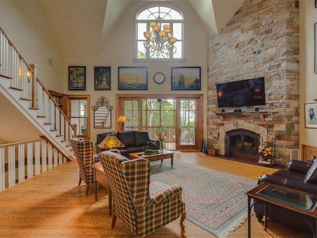 









199


Ch. du Mont-Écho

,
Lac-Brome,




QC
J0E1V0

