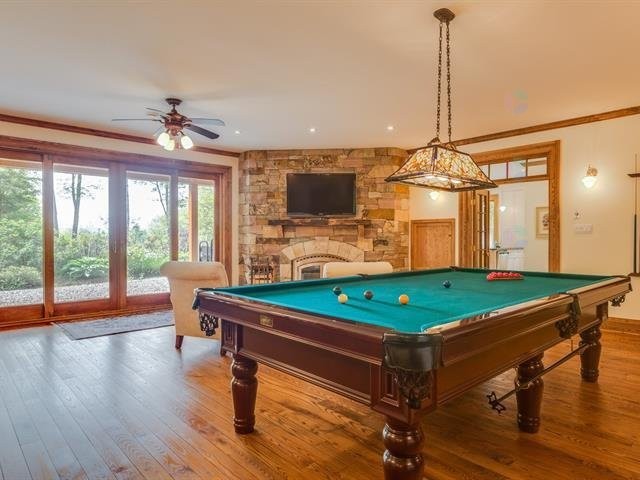 









199


Ch. du Mont-Écho

,
Lac-Brome,




QC
J0E1V0

