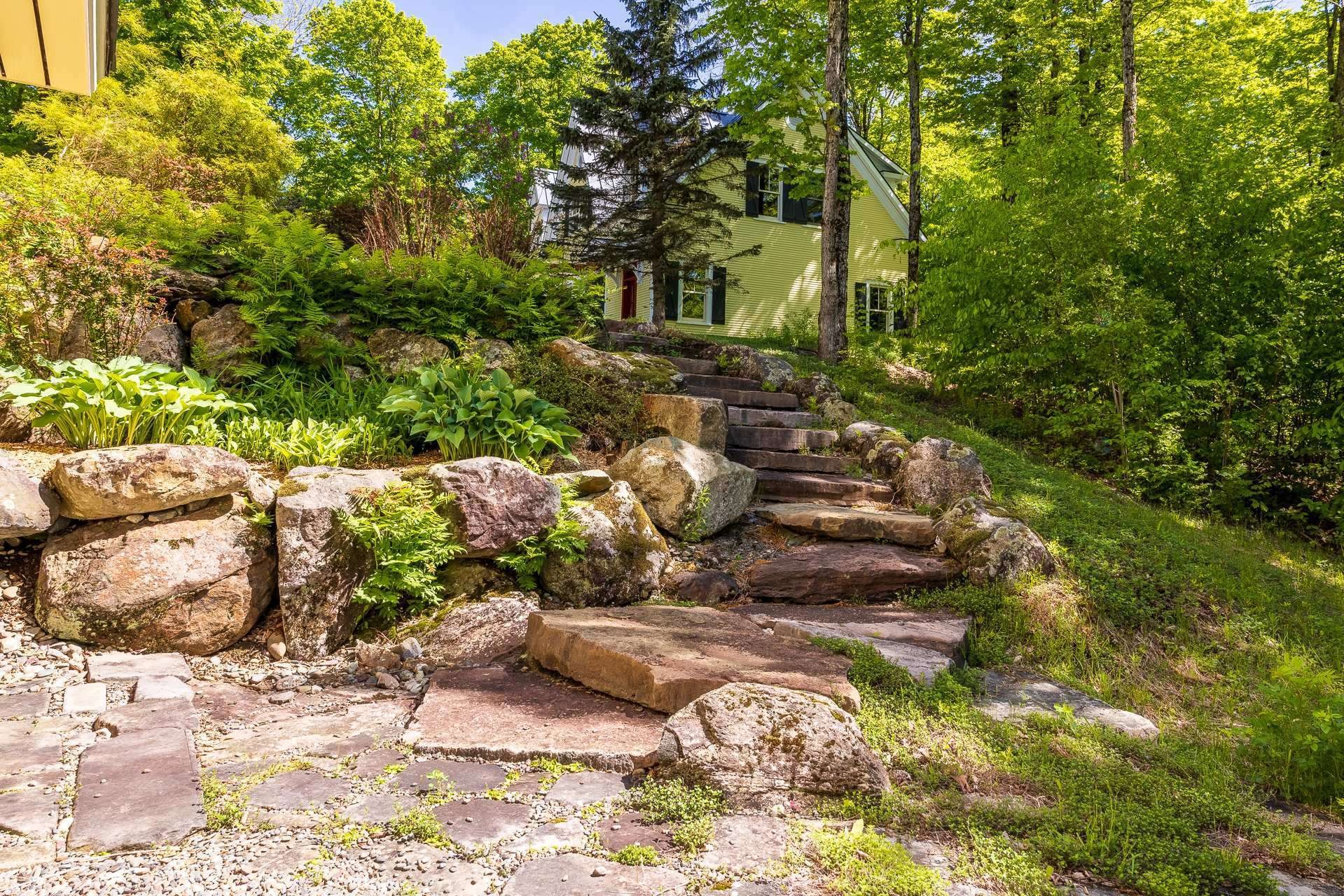 









199


Ch. du Mont-Écho

,
Lac-Brome,




QC
J0E1V0

